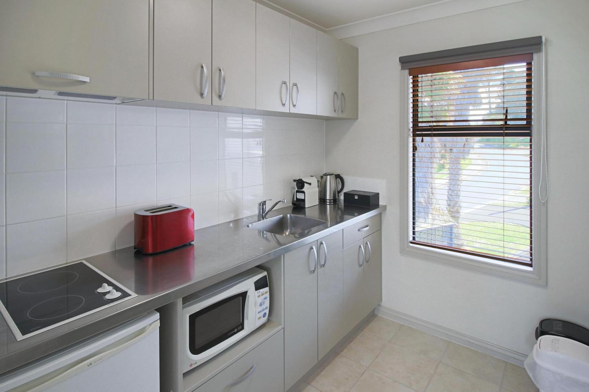 Whangaparaoa Lodge Екстер'єр фото