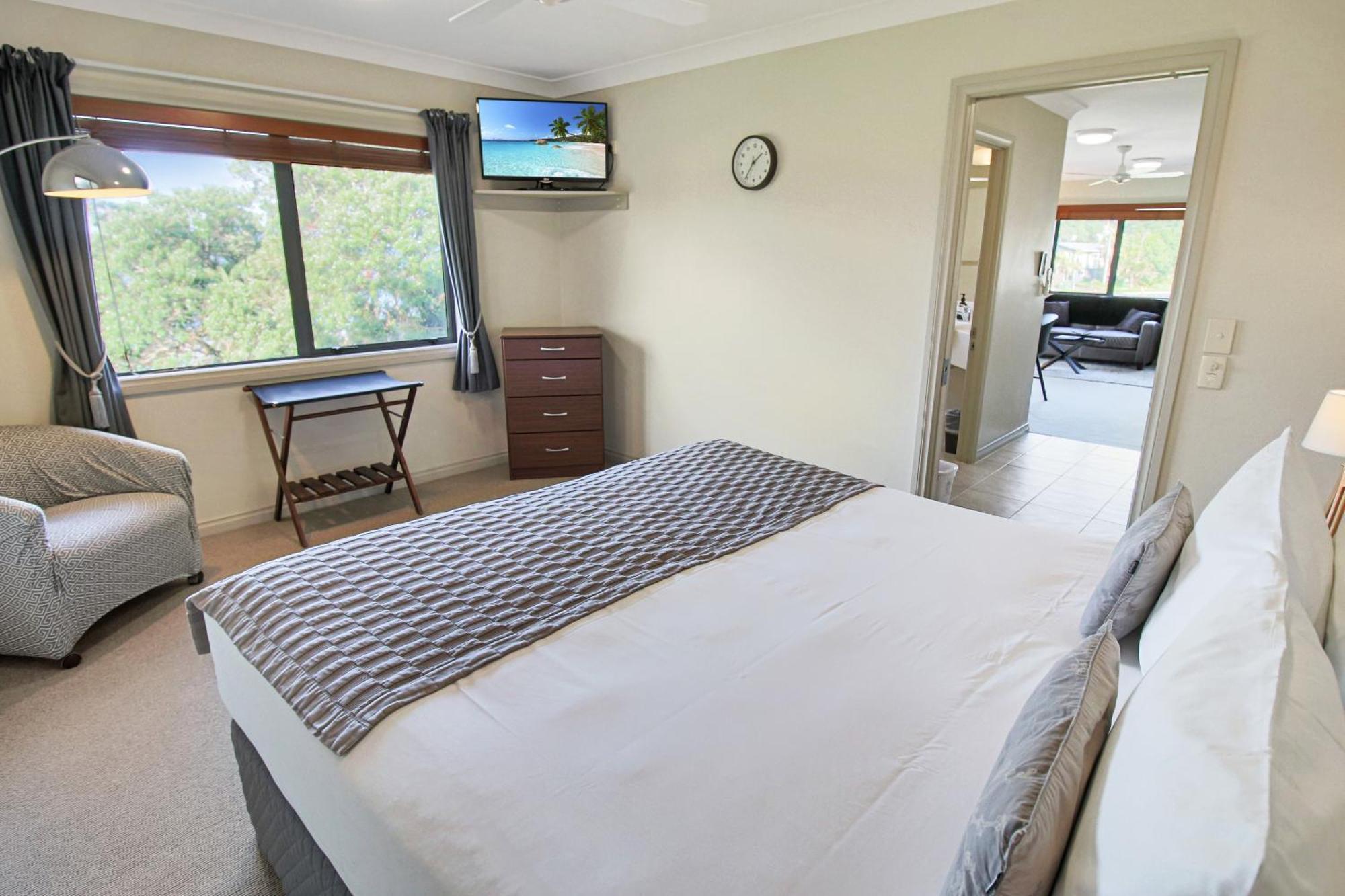 Whangaparaoa Lodge Екстер'єр фото